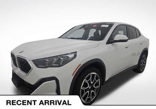 Used 2026 BMW X2 xDrive28i AWD/4WD image 1