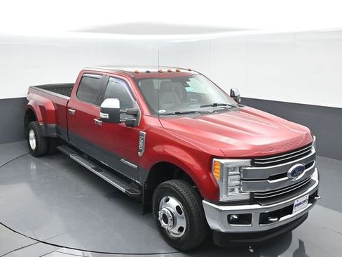 Used 2018 Ford F350 Lariat w/ Lariat Ultimate Package image 40