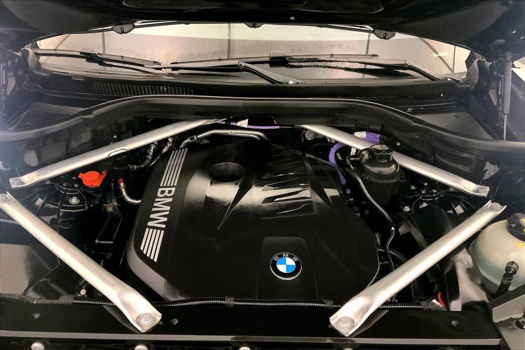 Certified 2026 BMW X5 xDrive40i AWD/4WD image 9