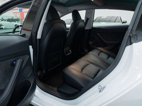 Used 2023 Tesla Model 3 Standard Range RWD image 17