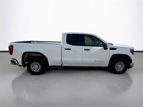 Used 2023 GMC Sierra 1500 Pro w/ Pro Value Package image 4