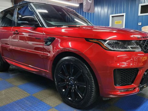 Used 2021 Land Rover Range Rover Sport HST image 2