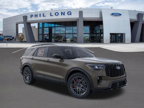 New 2026 Ford Explorer ST AWD/4WD image 8
