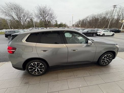 Used 2025 BMW X3 xDrive30i w/ Premium Package image 6