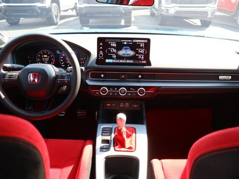 Used 2025 Honda Civic Type R image 9
