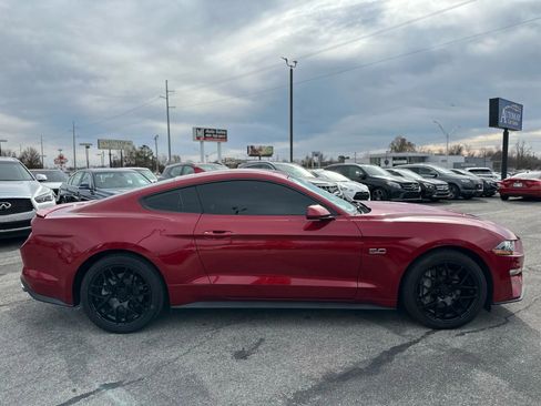 Used 2020 Ford Mustang GT image 5