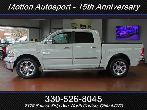 Used 2017 RAM 1500 Laramie w/ Convenience Group image 7