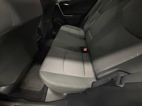 Used 2025 Toyota RAV4 XLE AWD/4WD image 10