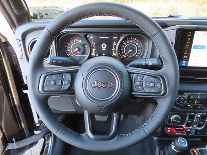 New 2026 Jeep Gladiator Mojave w/ Safety Group