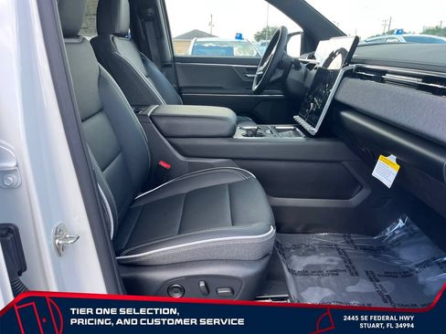 New 2026 GMC Sierra EV Elevation w/ Premium Package AWD/4WD image 17