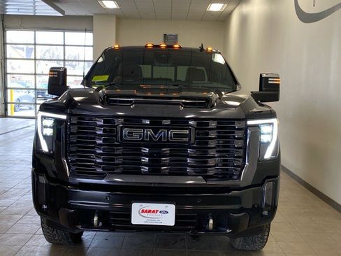 Used 2024 GMC Sierra 2500 Denali Ultimate image 3