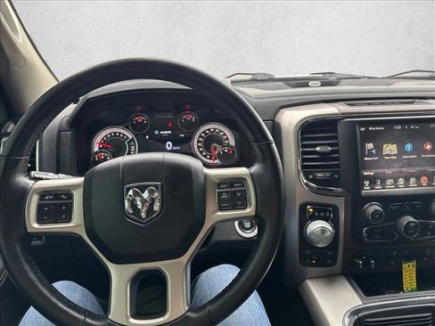 Used 2017 RAM 1500 Laramie w/ Convenience Group image 13