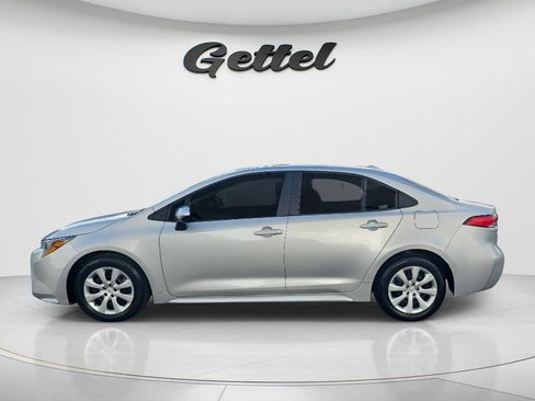Used 2024 Toyota Corolla LE FWD image 8