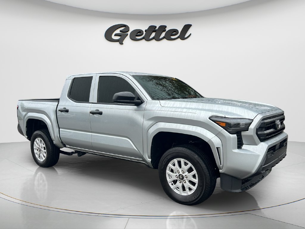 Certified 2025 Toyota Tacoma SR AWD/4WD image 3