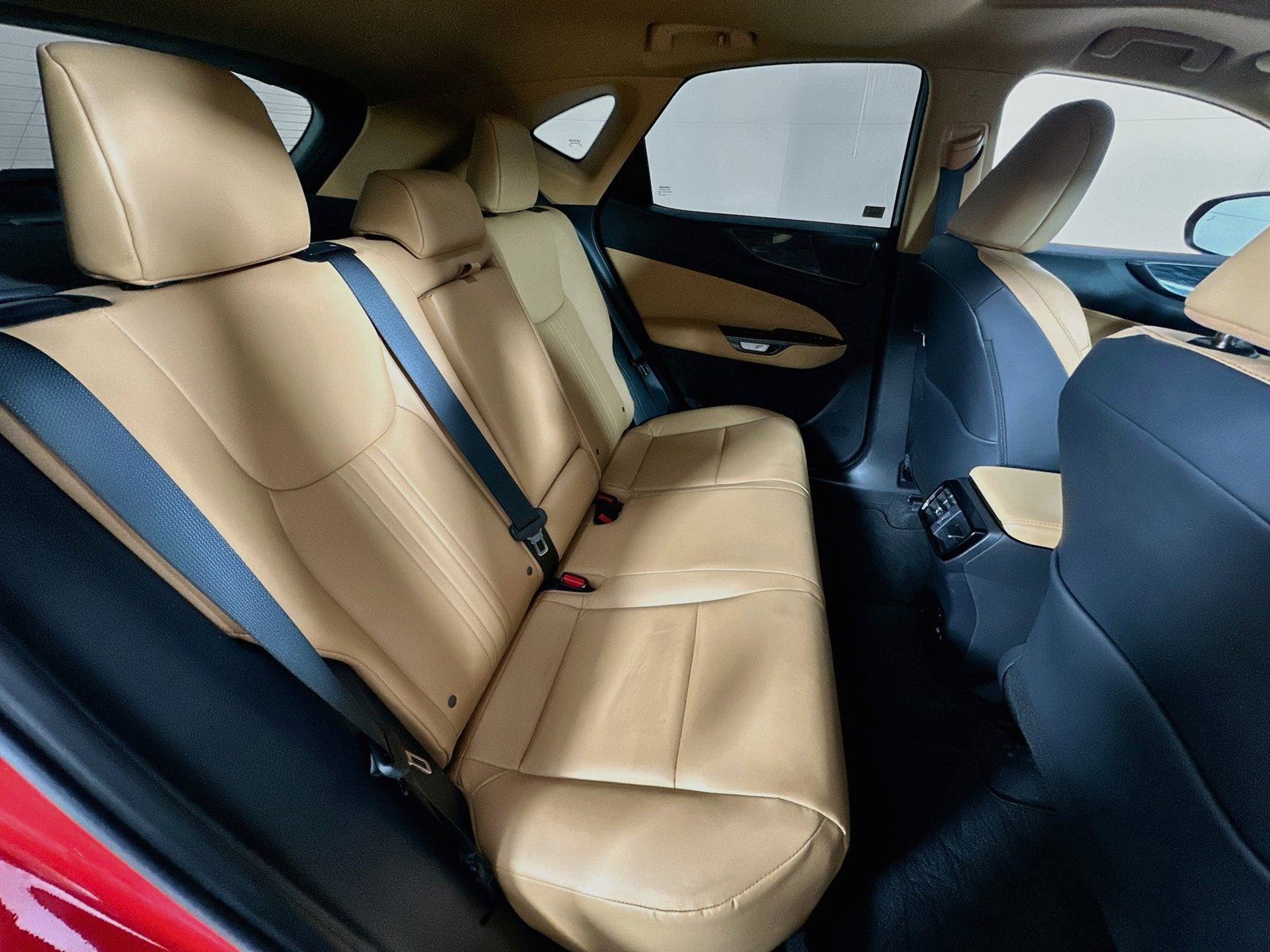Used 2025 Lexus NX 250 FWD w/ Accessory Package (K3) image 26