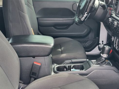 Used 2023 Jeep Wrangler Sport S image 26