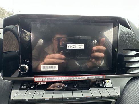 New 2026 Toyota Camry SE image 22