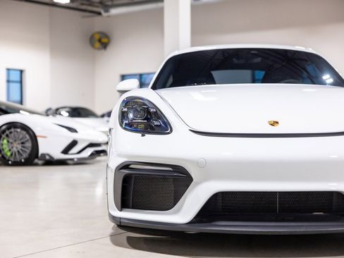 Used 2021 Porsche 718 Cayman GT4 image 21