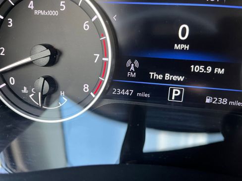 Used 2025 Nissan Sentra SV image 38