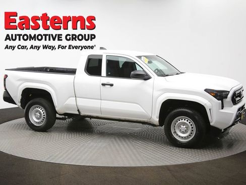 Used 2024 Toyota Tacoma SR image 43