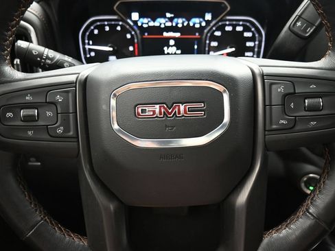 Used 2020 GMC Sierra 2500 AT4 w/ AT4 Premium Package AWD/4WD image 12