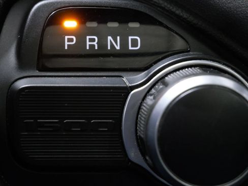 Used 2019 RAM 1500 Big Horn RWD image 24