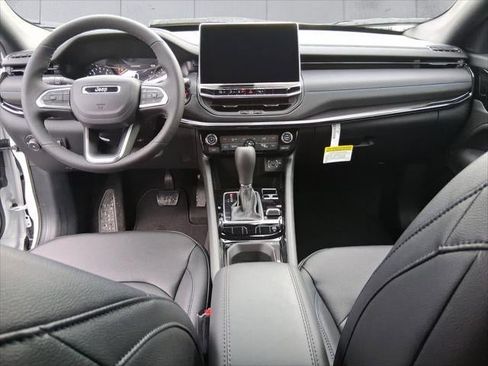 New 2026 Jeep Compass Limited image 27