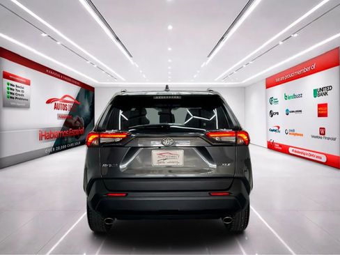 Used 2022 Toyota RAV4 XLE FWD image 7