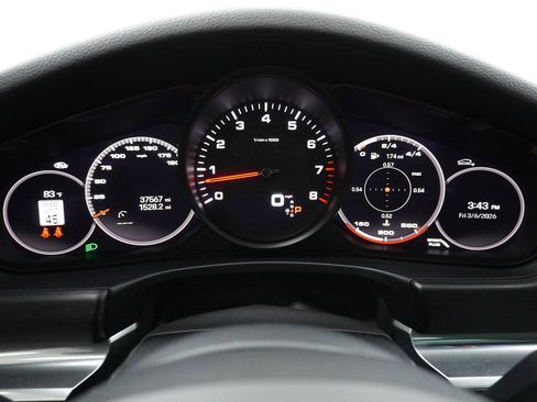 Used 2023 Porsche Panamera Platinum Edition image 19