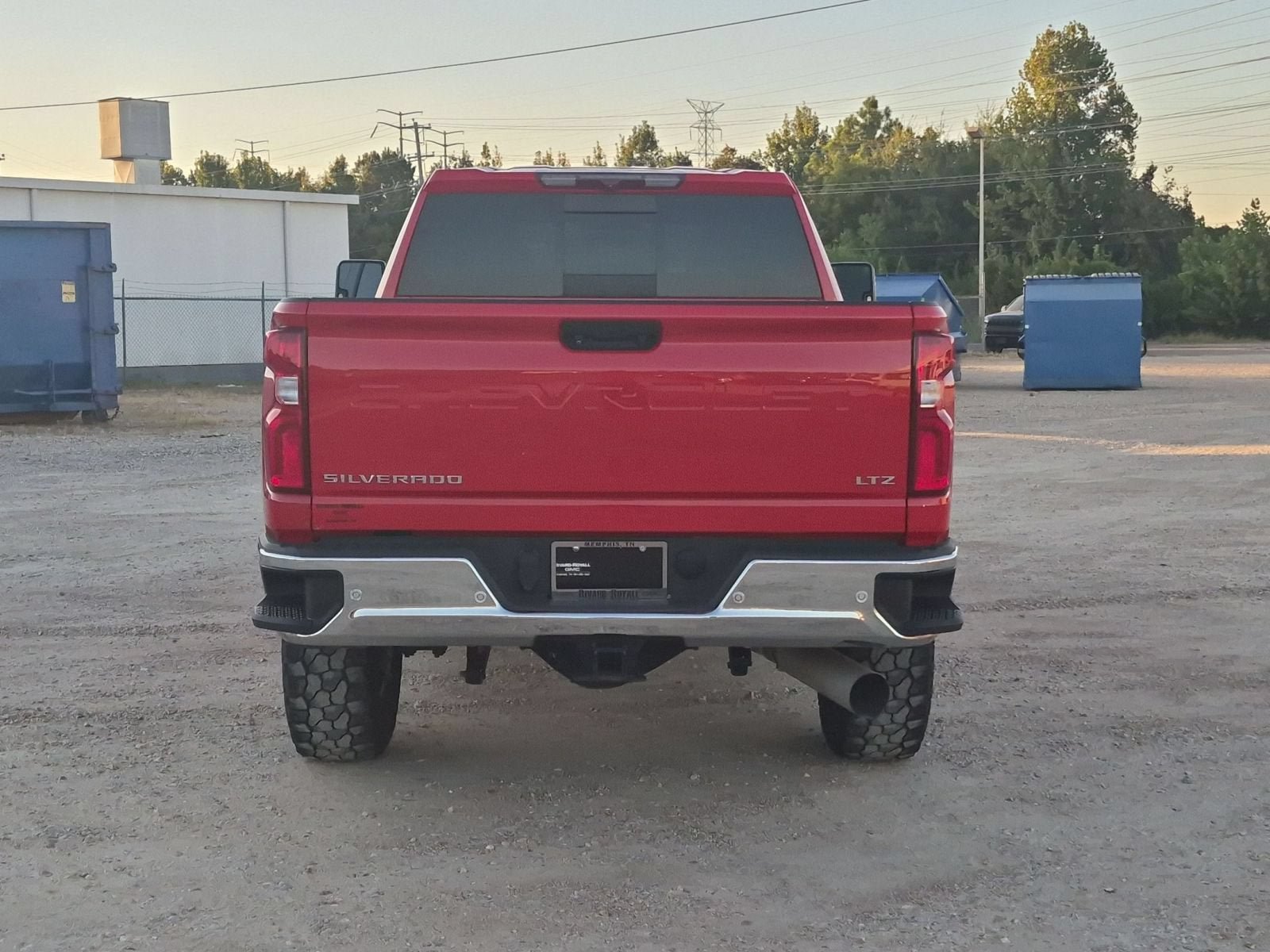 Used 2023 Chevrolet Silverado 2500 LTZ w/ LTZ Convenience Package AWD/4WD image 5
