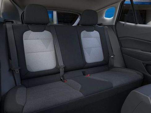 New 2026 Chevrolet Trax LS w/ LS Convenience Package FWD image 17