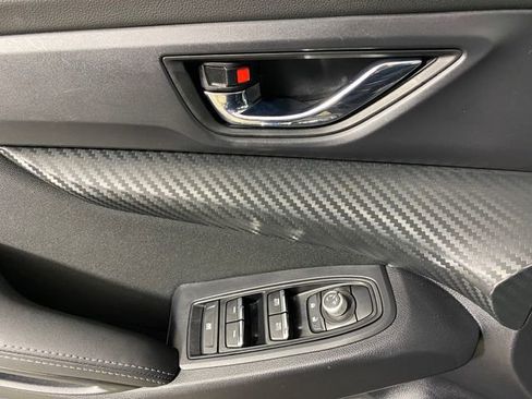 Used 2024 Subaru Ascent Premium w/ Convenience Package image 13