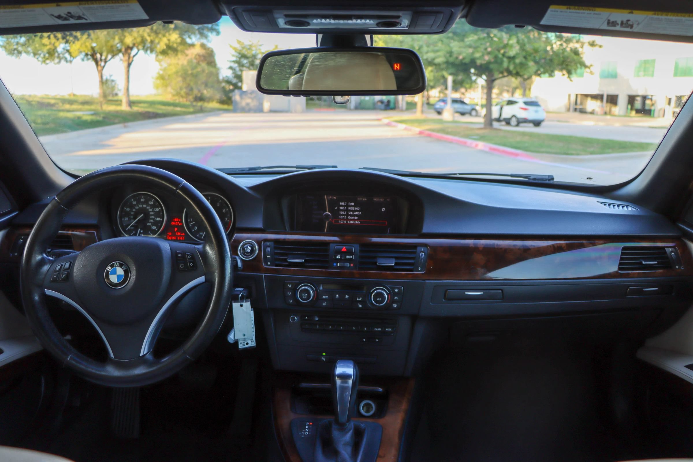 Used 2013 BMW 328i Convertible RWD image 30