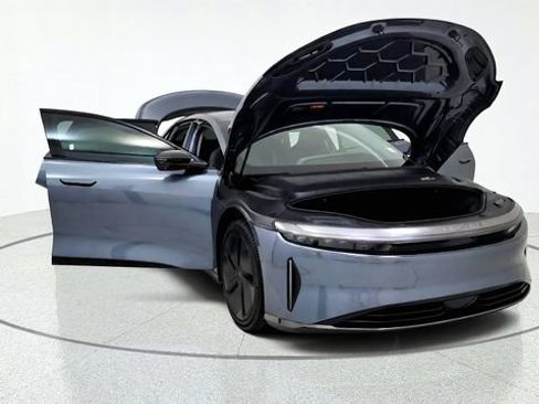 Used 2025 Lucid Air Pure RWD image 12