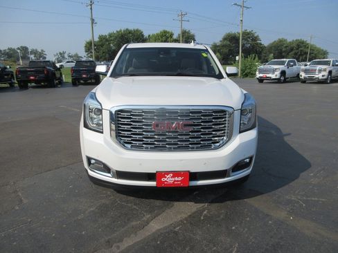 Used 2020 GMC Yukon Denali w/ Denali Ultimate Package image 10