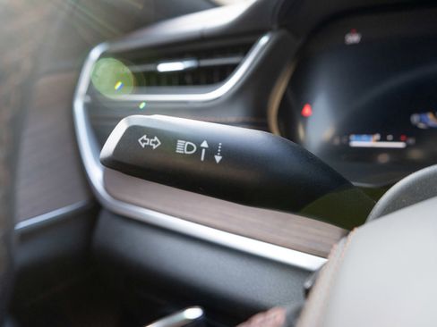 Used 2023 Jeep Grand Cherokee L Summit w/ Advanced Protech Group IV image 26