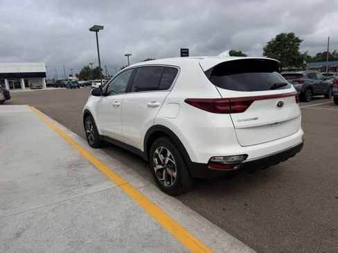 Used 2020 Kia Sportage LX FWD image 9