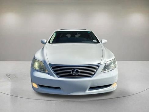 Used 2009 Lexus LS 460 RWD image 2