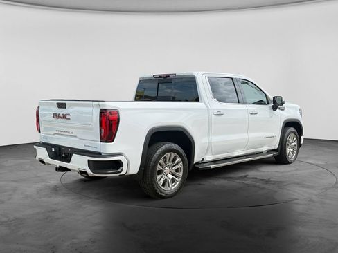 Used 2023 GMC Sierra 1500 Denali w/ Technology Package AWD/4WD image 8