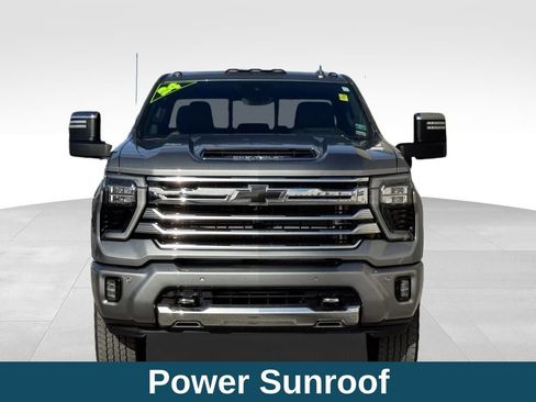 Used 2024 Chevrolet Silverado 2500 High Country w/ High Country Premium Package image 41