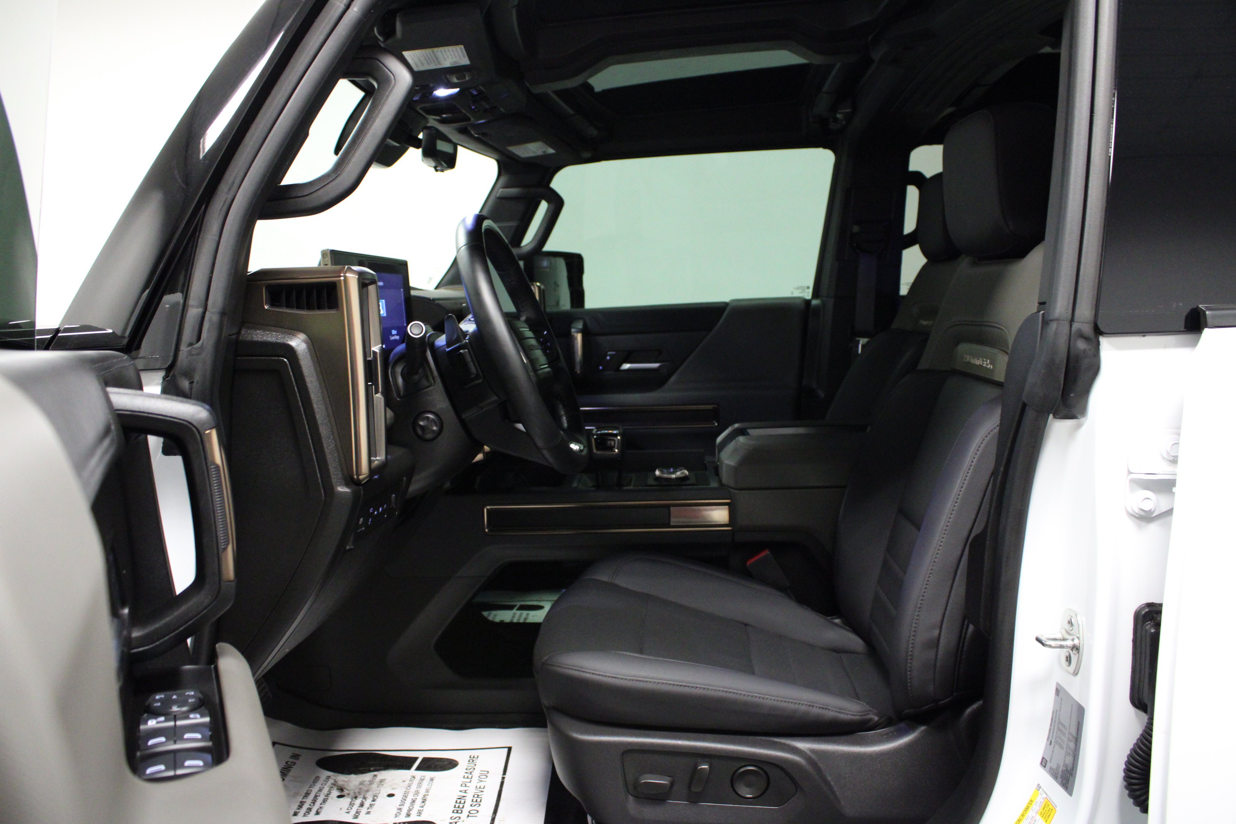 Used 2025 GMC Hummer EV 3X AWD/4WD image 12