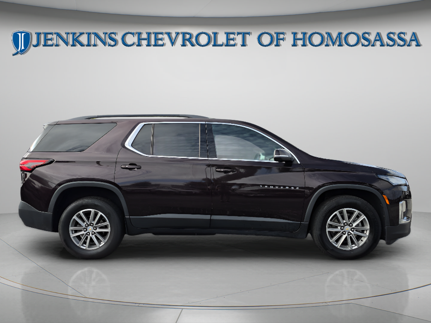 Used 2022 Chevrolet Traverse LT FWD image 3