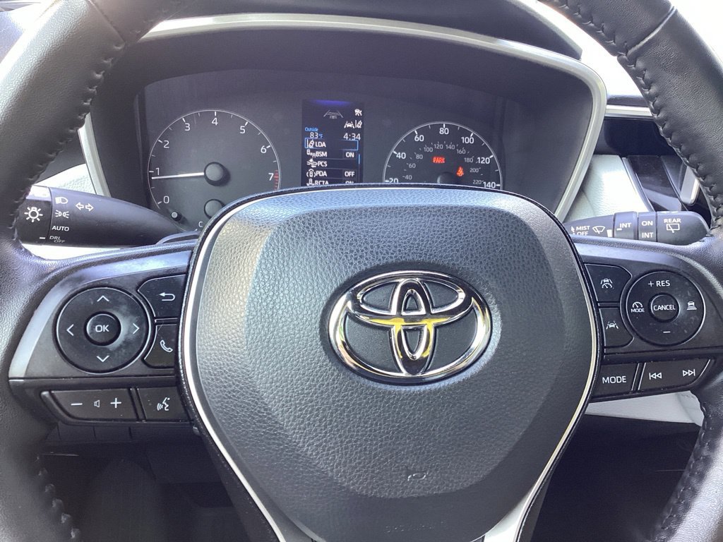 Certified 2025 Toyota Corolla SE w/ SE Package FWD image 19