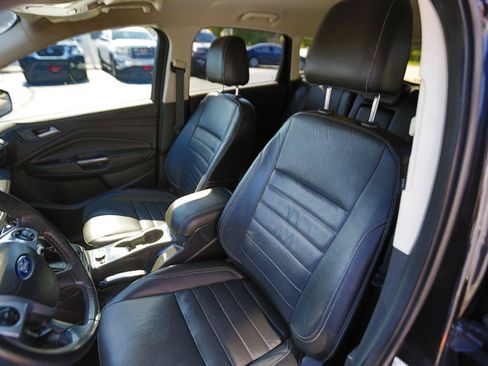 Used 2015 Ford Escape Titanium AWD/4WD image 5