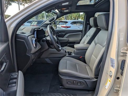 Certified 2024 Chevrolet Colorado ZR2 w/ ZR2 Convenience Package III image 10