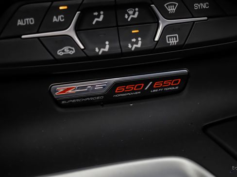 Used 2018 Chevrolet Corvette Z06 RWD image 63