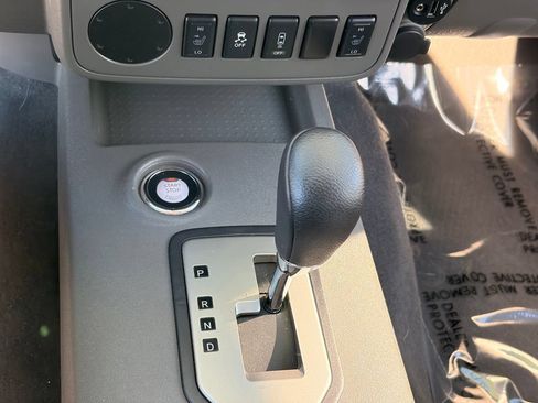 Certified 2021 Nissan Frontier SV w/ Midnight Edition Floor Mats RWD image 26