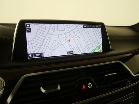 Certified 2022 BMW 750i xDrive 750i xDrive w/ Autobahn Package image 26