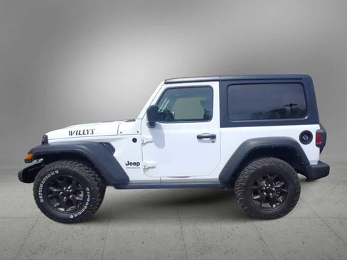 Used 2022 Jeep Wrangler Sport AWD/4WD image 5