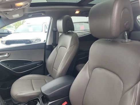 Used 2018 Hyundai Santa Fe Sport w/ 2.4L Tech Package 04 AWD/4WD image 12